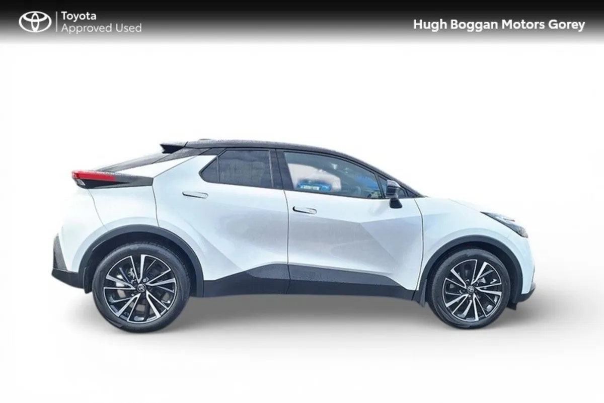 Toyota C-HR Hybrid Sol - Image 3