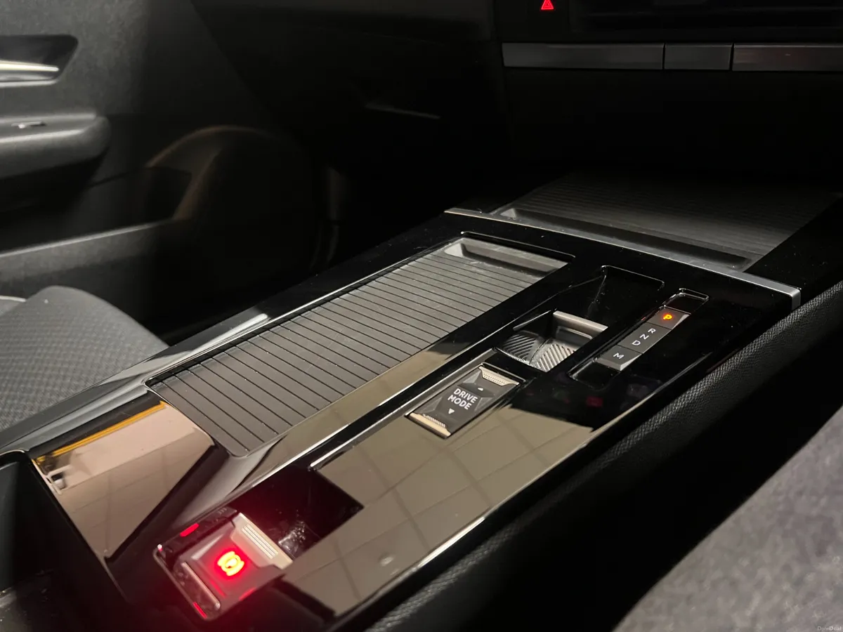 Low Kms AUTOMATIC DIESEL As New **Finance Arranged - Image 4