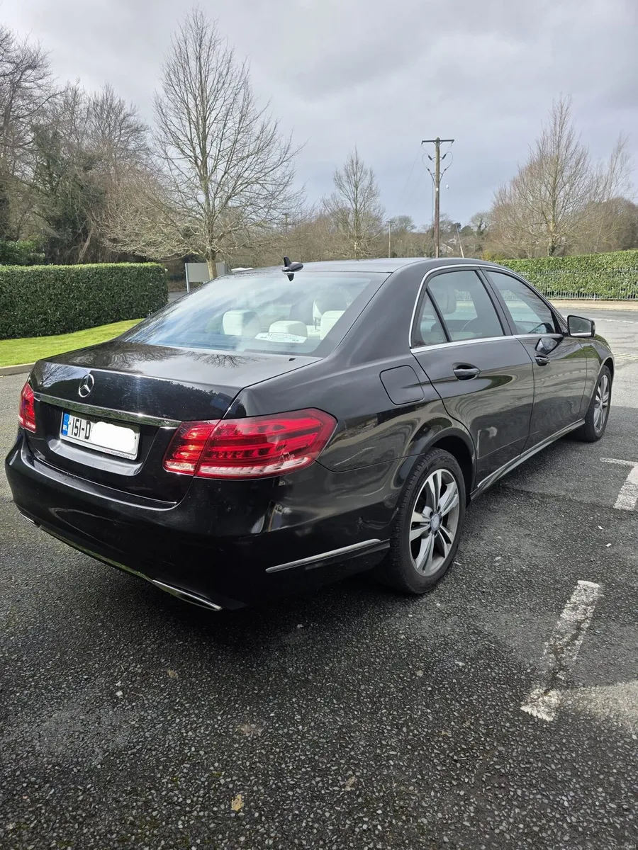 Mercedes E- Class 2015 - Image 2