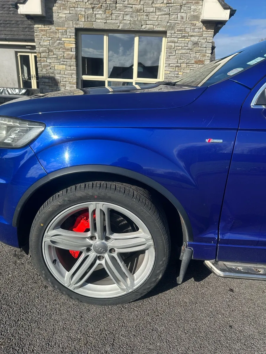 AUDI Q-7 S-LINE COMMERCIAL - Image 4