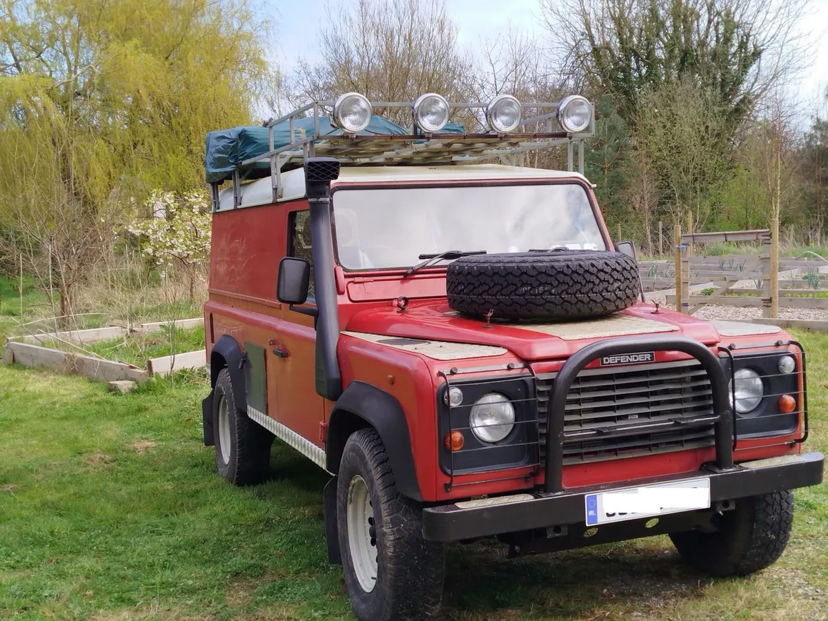 Land Rover Defender 110 300tdi 2000 - Image 1