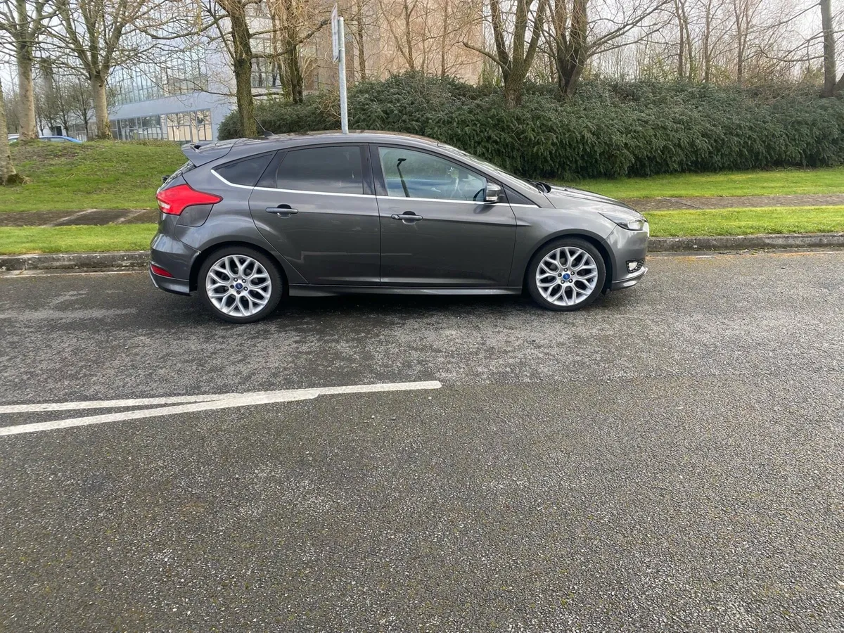 FORD FOCUS ZETEC S 120 BHP - Image 2