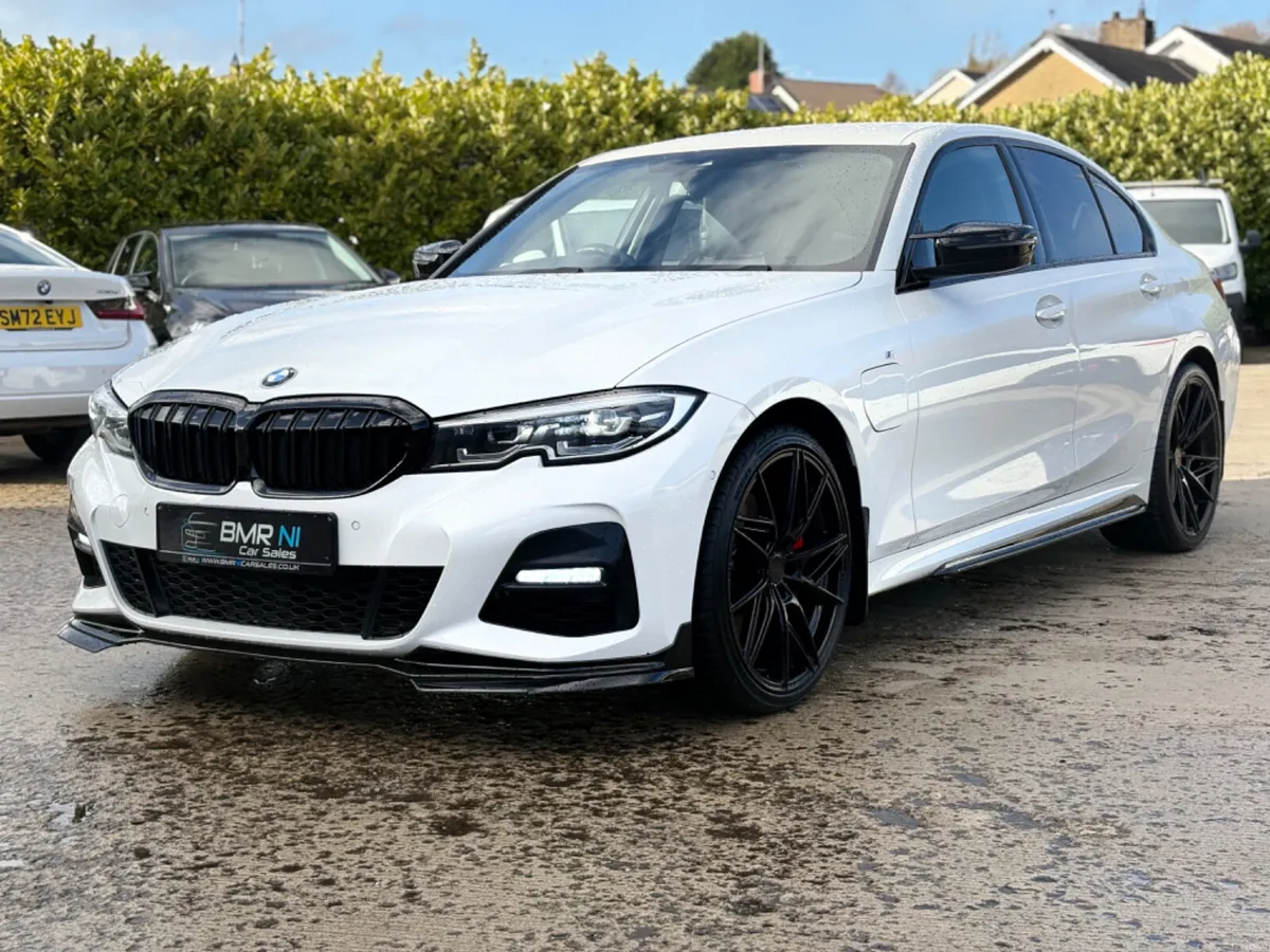 2021 BMW 330 M-SPORT AUTO HYBRID - Image 3