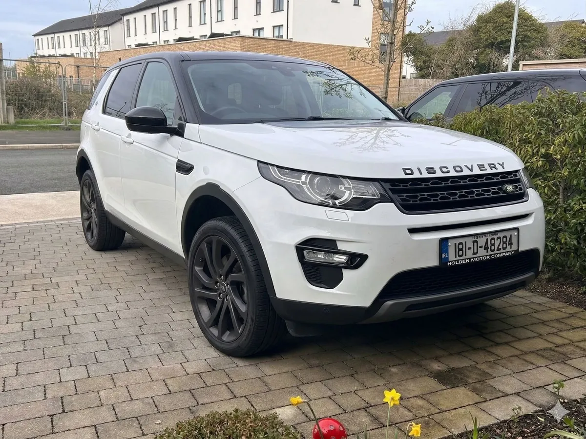 2018 Land Rover Discovery Sport HSE – 7 Seater - Image 6