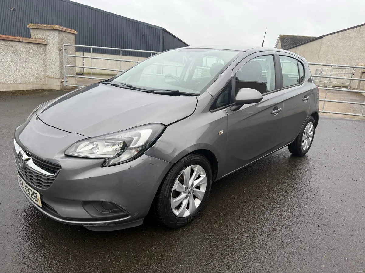 Vauxhall corsa slight damage - Image 2