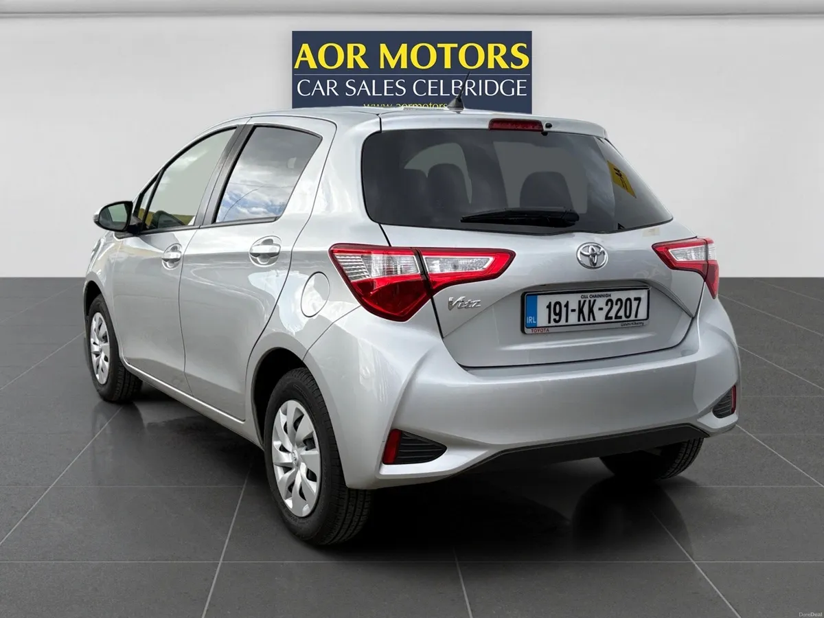 Toyota Vitz 2019 - Image 4