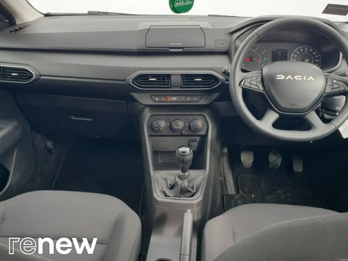 Dacia Sandero TCe 90 Essential - Image 3