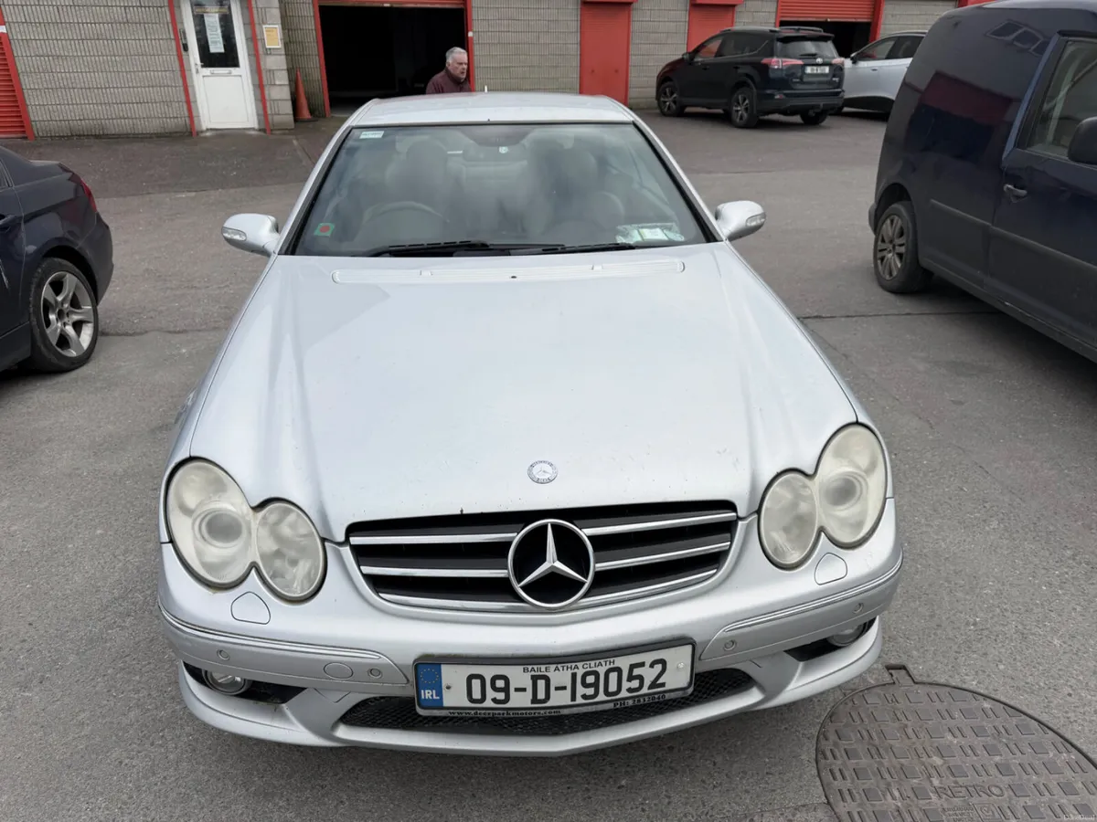 2009 Mercedes CLK - Image 2