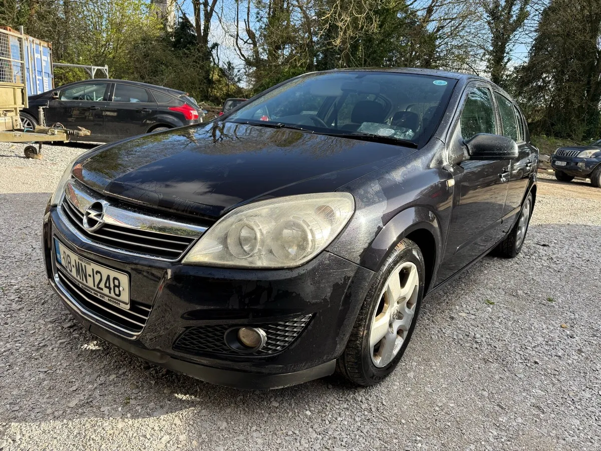 Astra 08 new nct 03/27 tax 04/26 - Image 2