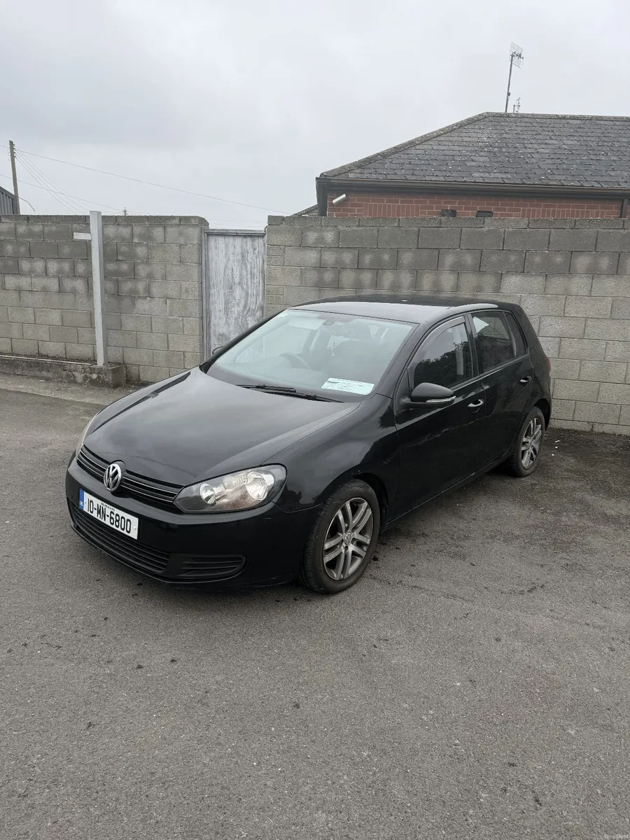 Volkswagen Golf 2010 - Image 1