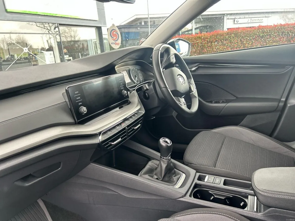 Skoda Octavia OCTAVIA AMB 1.0TSI 110HP-SALE NOW LI - Image 3