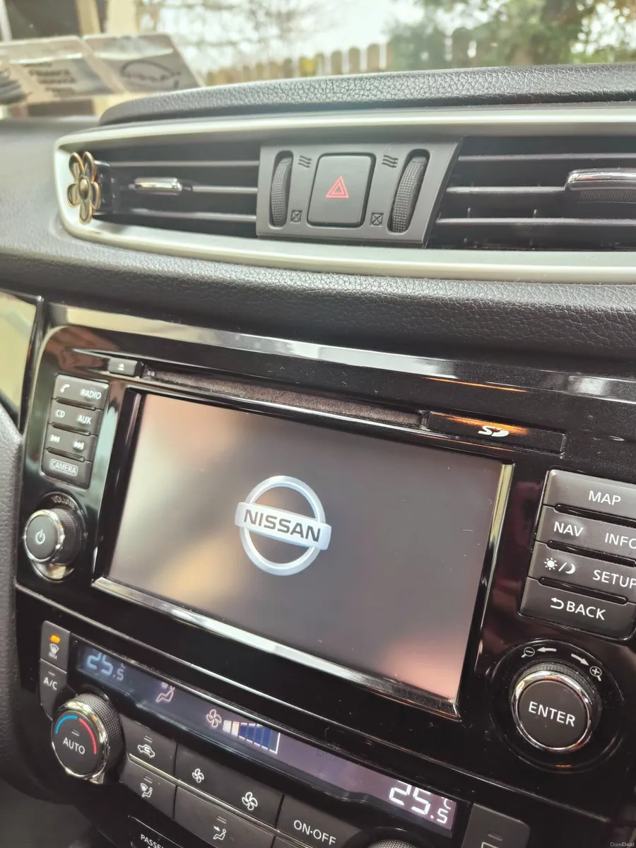 Nissan Qashqai 2015 - Image 3