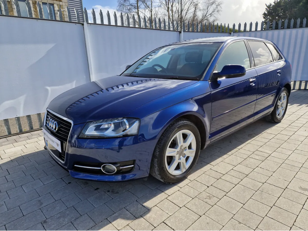 Audi A3 1.4 PETROL AUTO - Image 4
