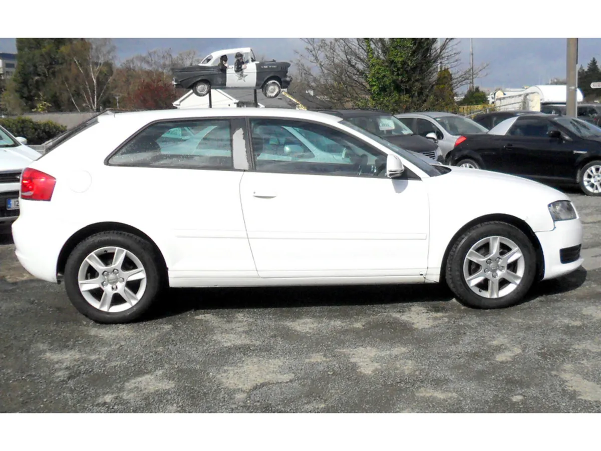 Audi A3 1.6  ATTRACTION.......NCT 10/26.......TAXE - Image 4