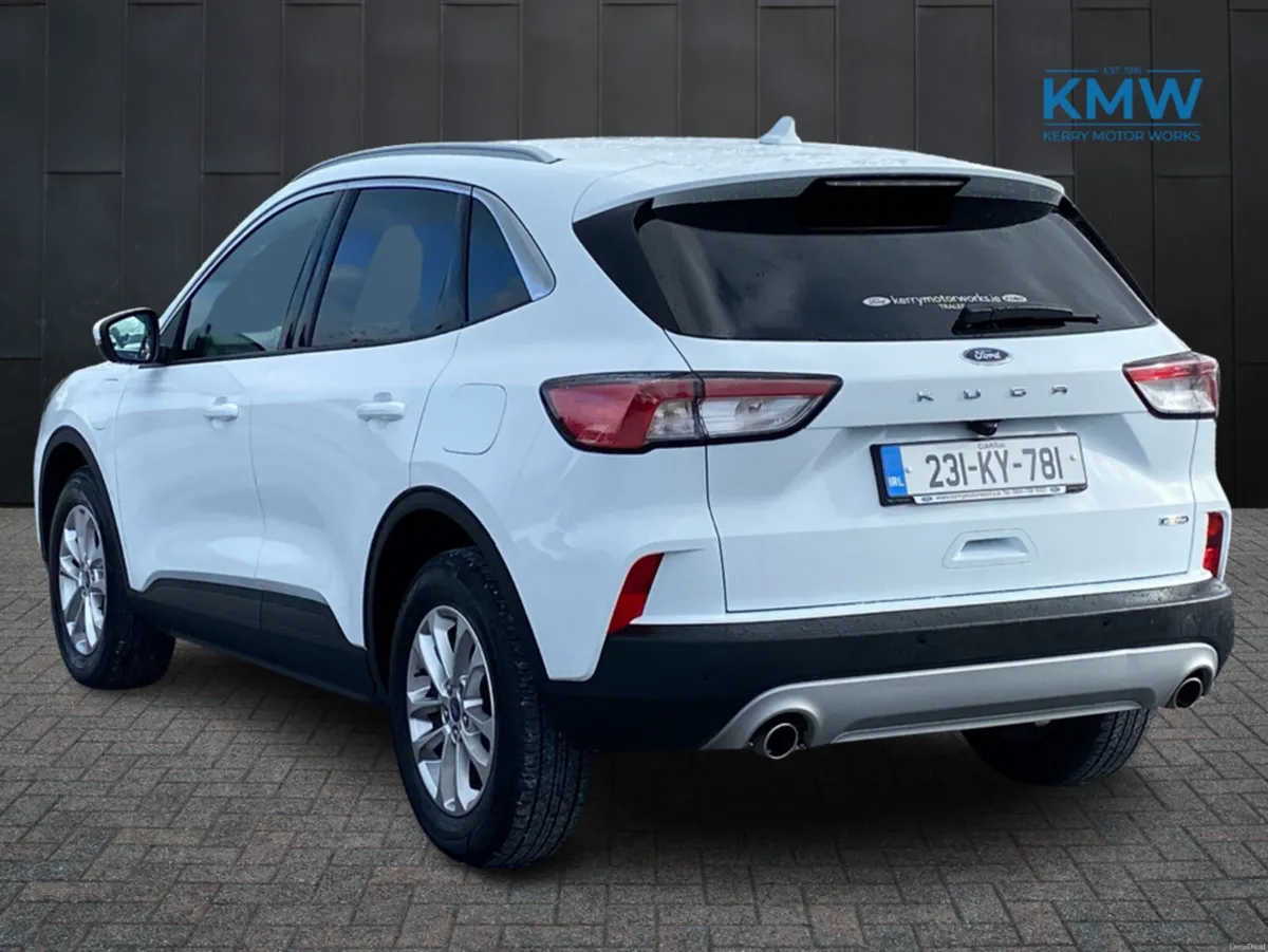 Ford Kuga TITANIUM 2.5 PHEV 225 S6.2 - Image 4