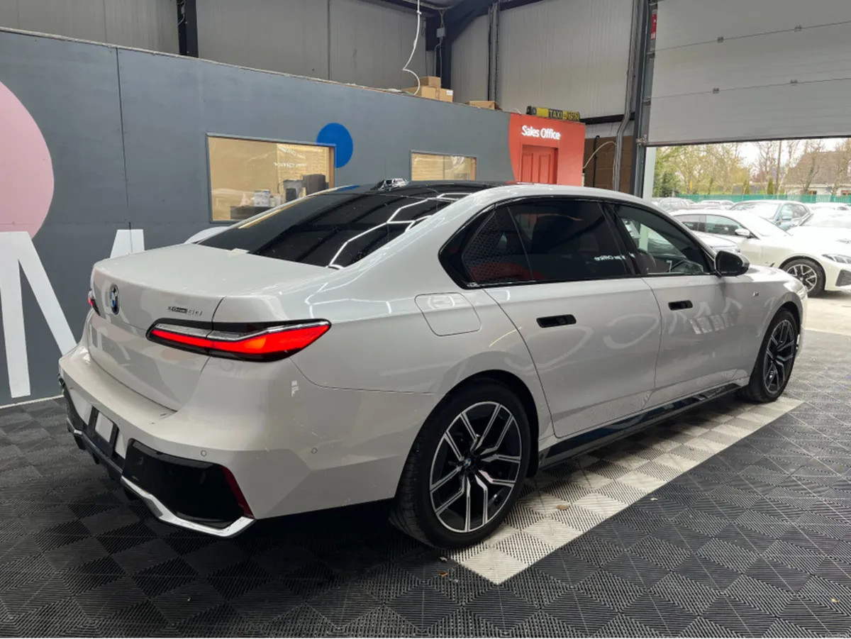 BMW i7 2025 BMW I7 EDRIVE 50 M-SPORT AUTOMATIC / C - Image 2