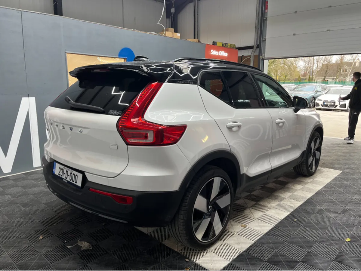 Volvo XC40 2023 VOLVO XC40 RECHARGE ULTIMATE AUTOM - Image 2