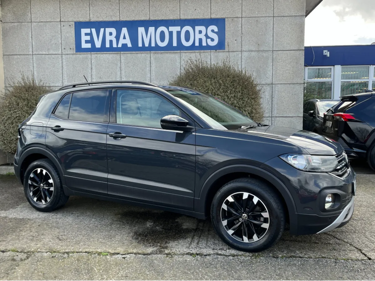 Volkswagen T-Cross LIFE 1.0 PETROL MANUAL //LOW MI - Image 3