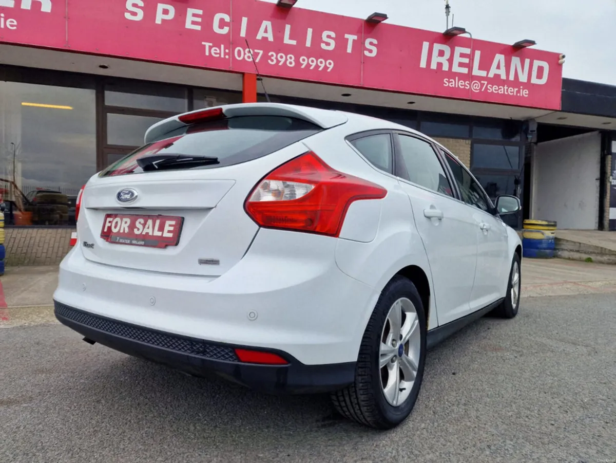 Ford Focus 1.6 TDCI ZETEC 112BHP 5DR - Image 3