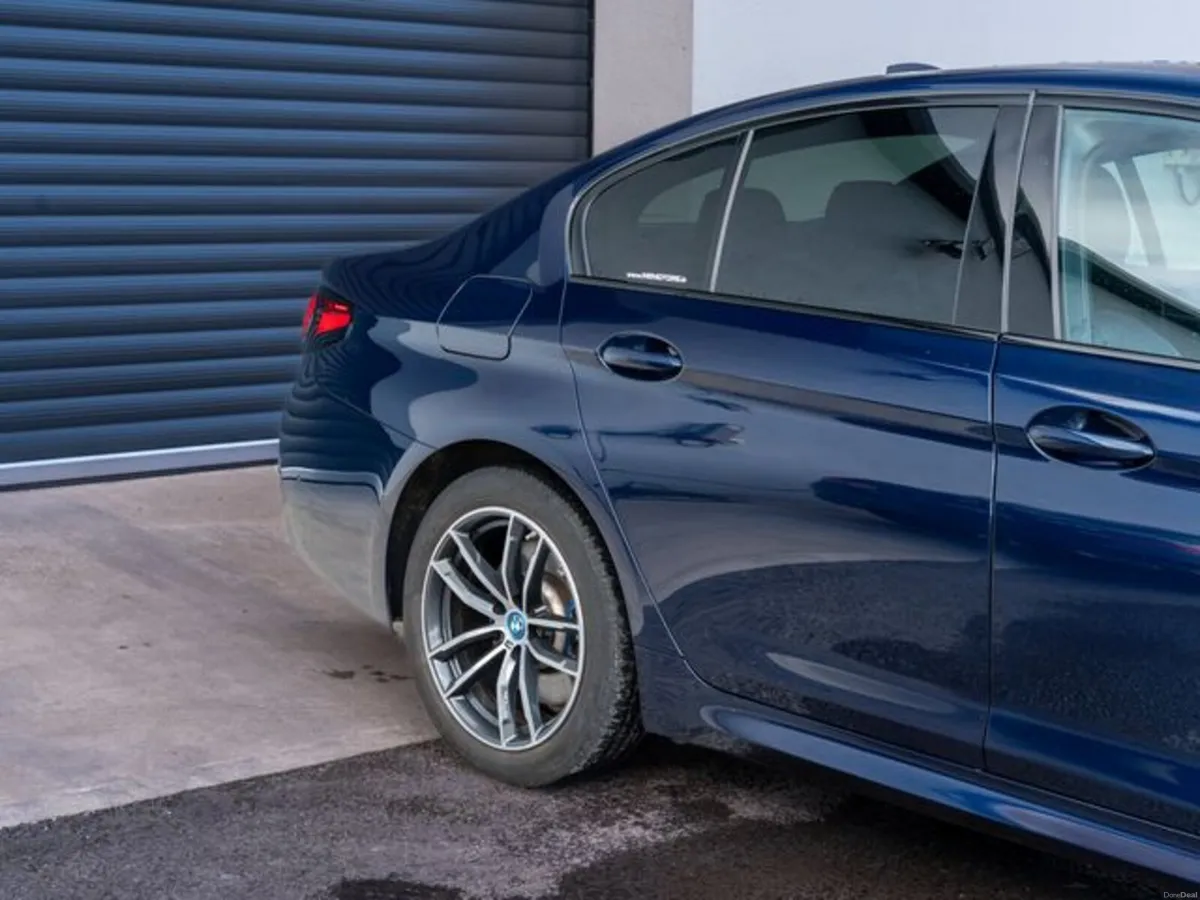 BMW 5-Series 530E XDRIVE M SPORT - Image 4