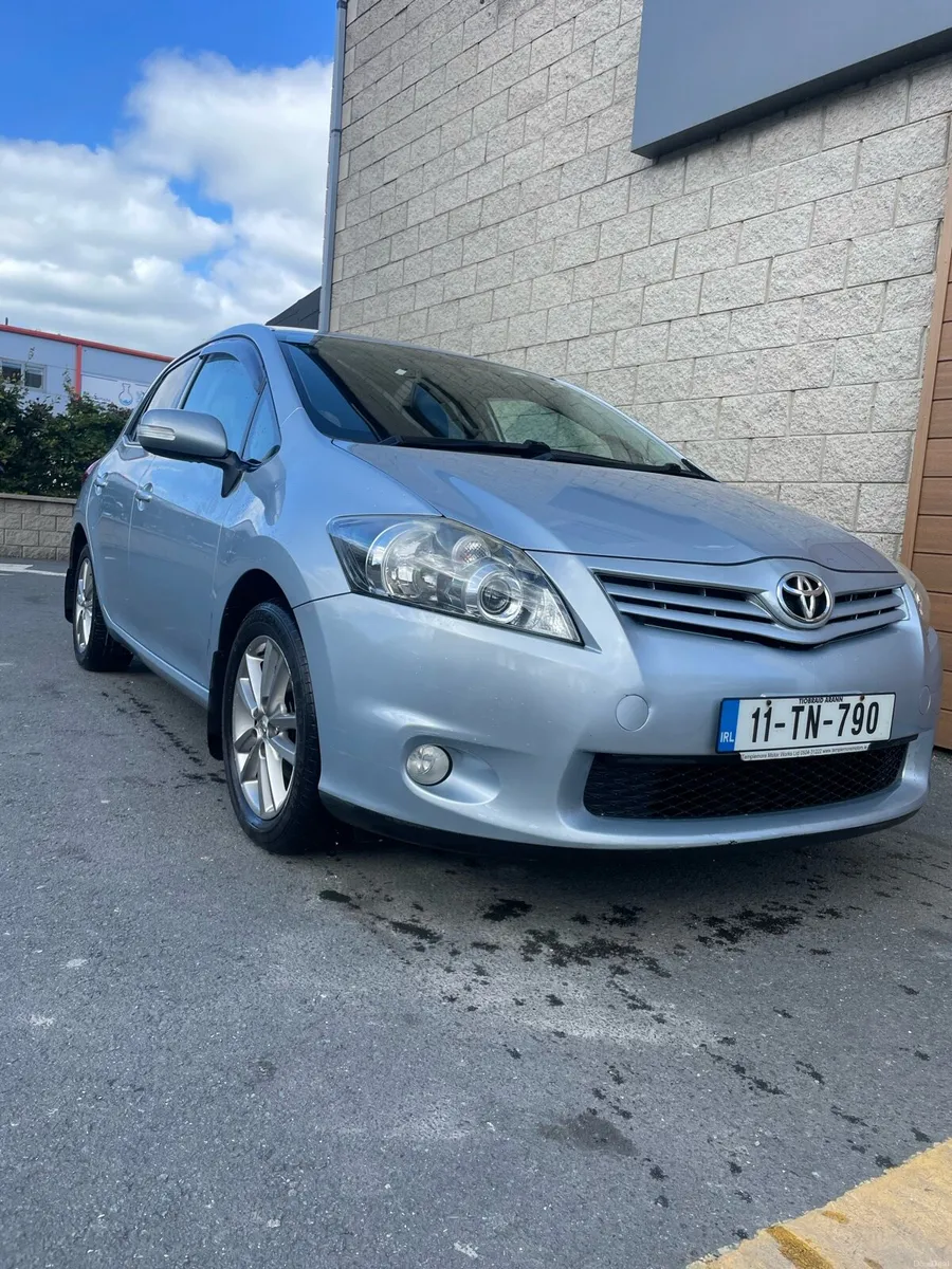 Toyota Auris - Image 1