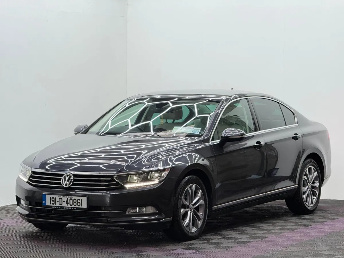 2019 Volkswagen Passat 2.0TDI Highline, Automatic - Image 3
