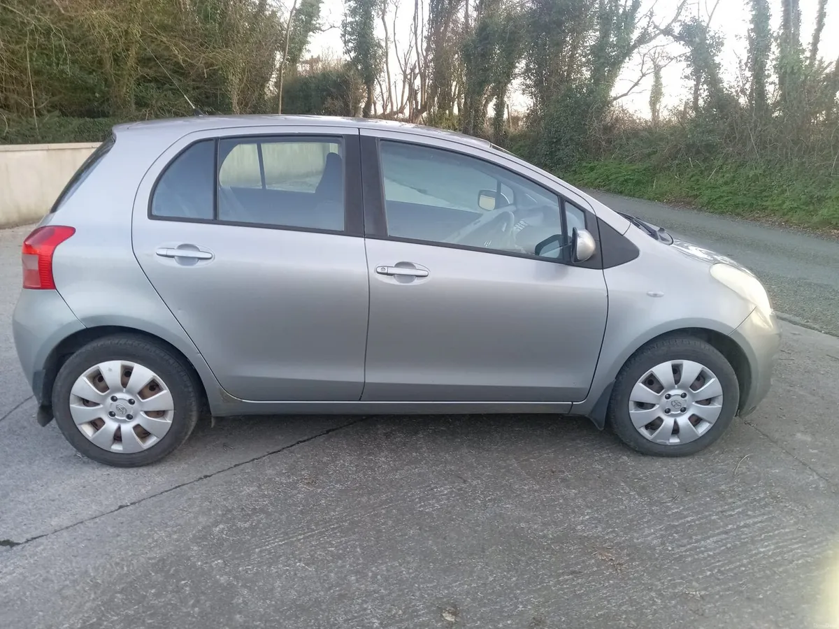 2007 Toyota Yaris - Image 3