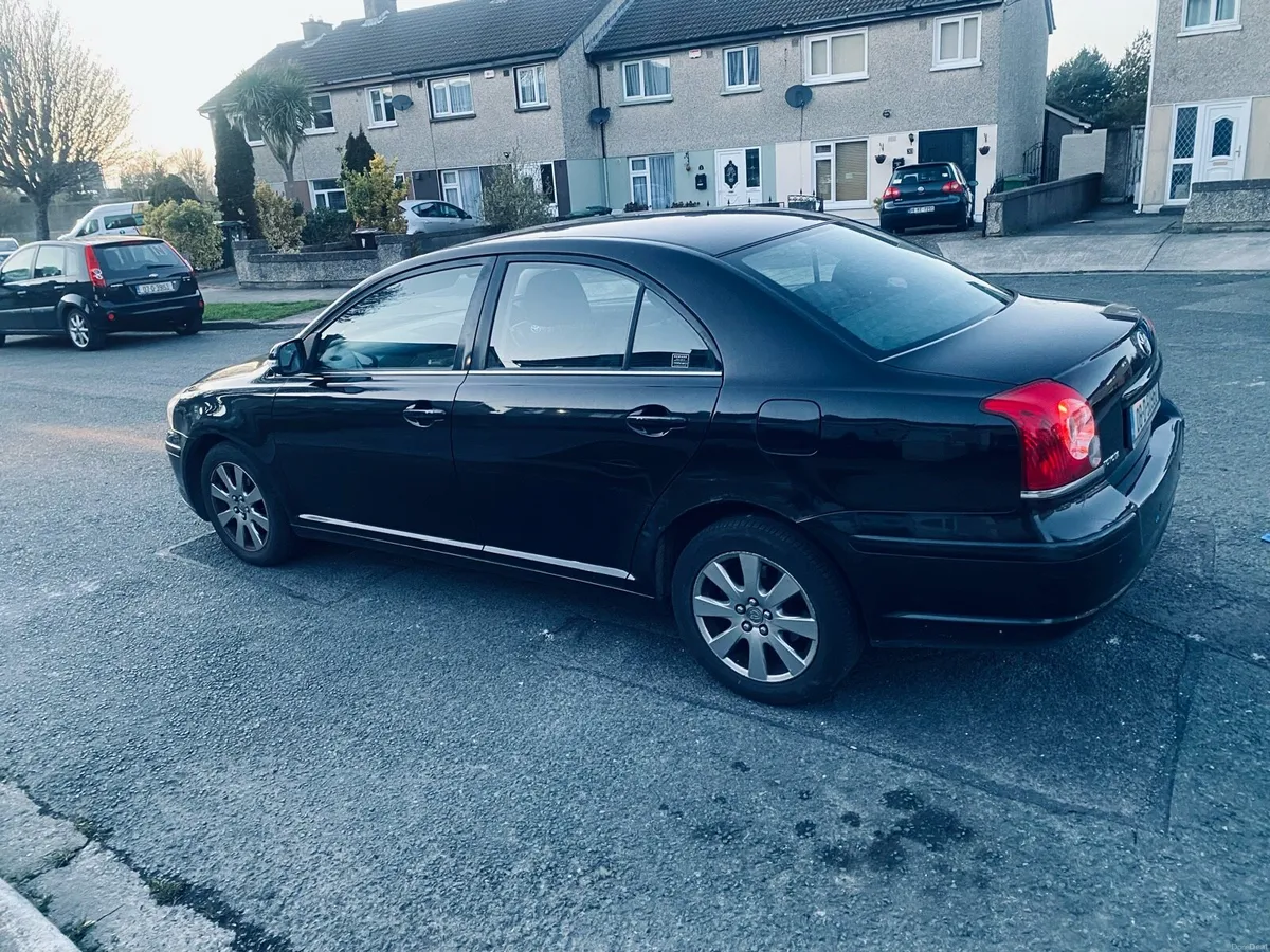 Toyota Avesis - Image 3