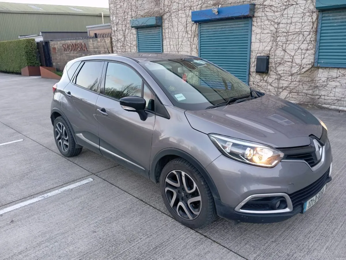 Renault Captur - Low Mileage - Image 1