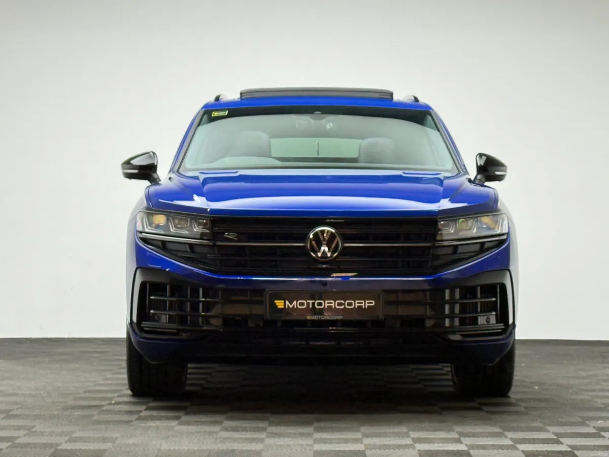 Volkswagen Touareg R V6 3.0 TSI PHEV 462HP - Image 2