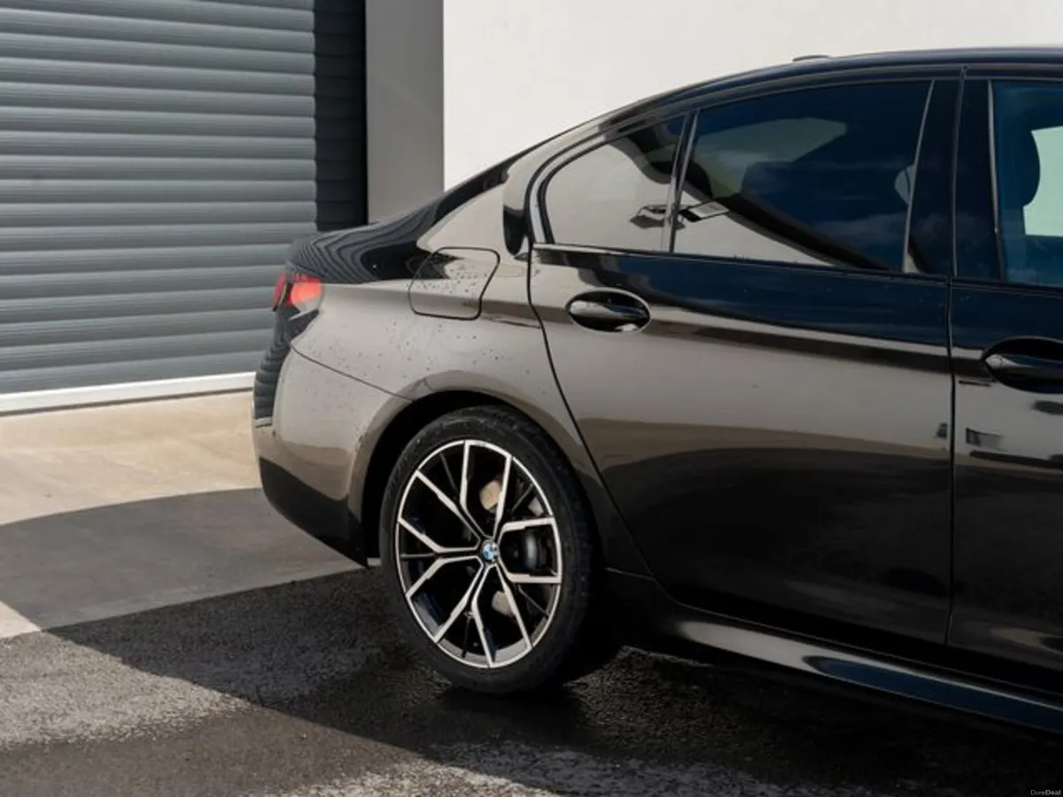 BMW 5-Series 520 D G30 M Sport 4DR Auto - Image 4