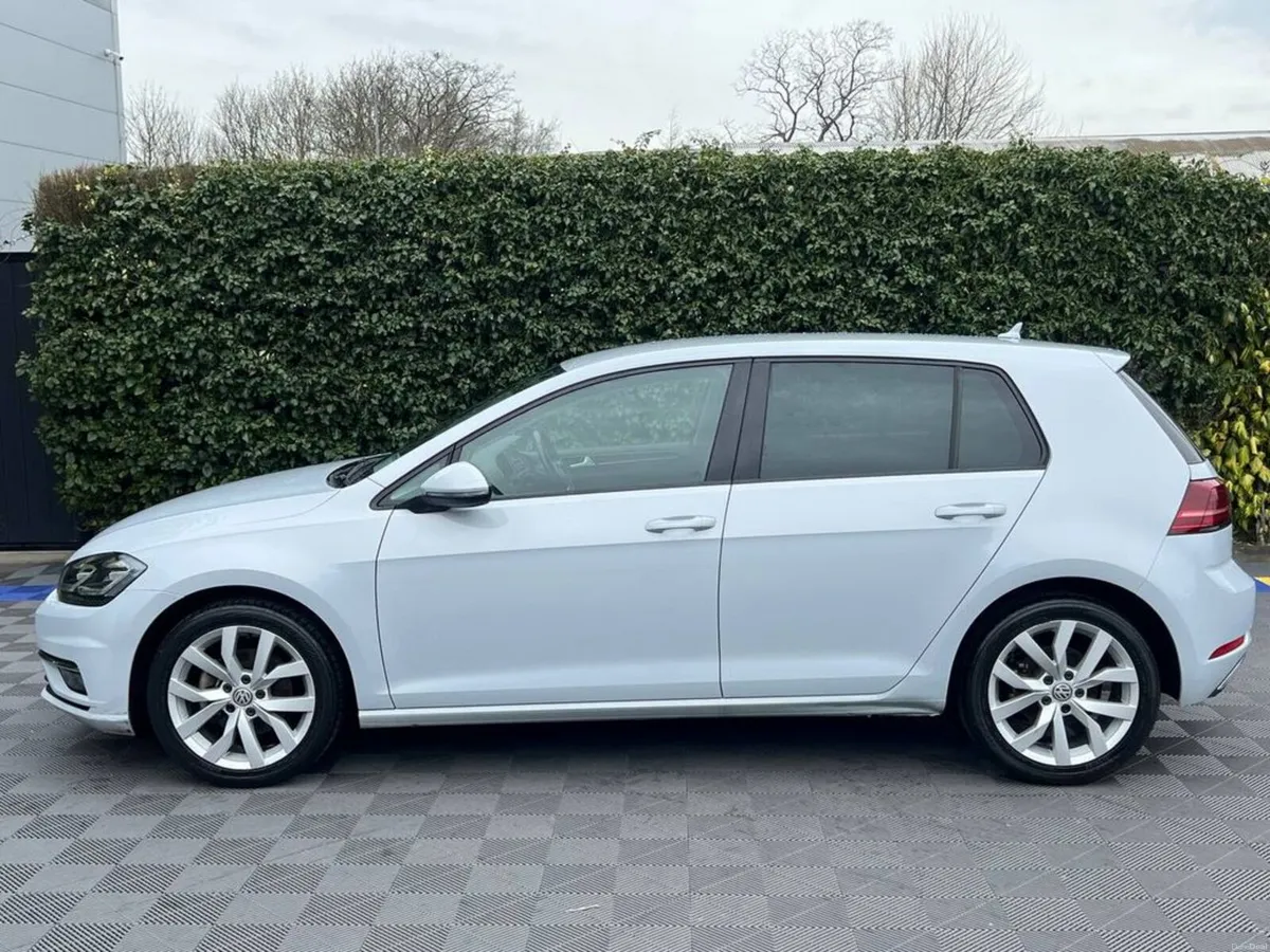 Volkswagen Golf HIGHLINE 1.4 TSI // SERVICE HISTOR - Image 3