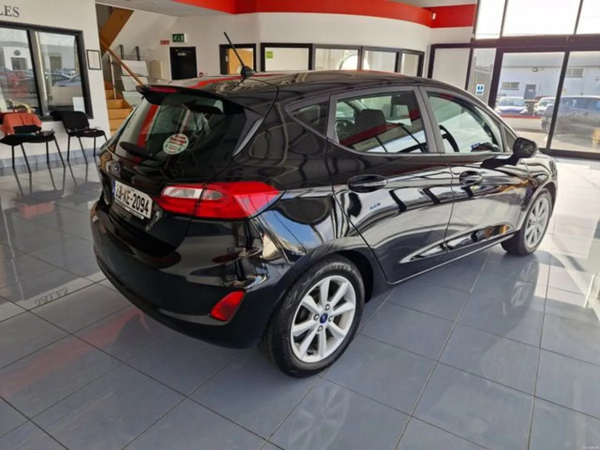 Ford Fiesta Trend Connected 1.1 075 M5 4DR - Image 4