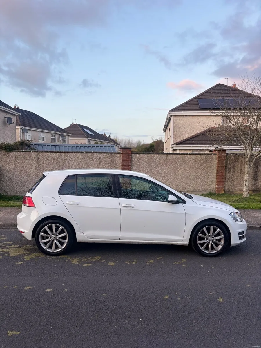 🔥Volkswagen Golf: 2015 / NCT June 26 🔥 - Image 1