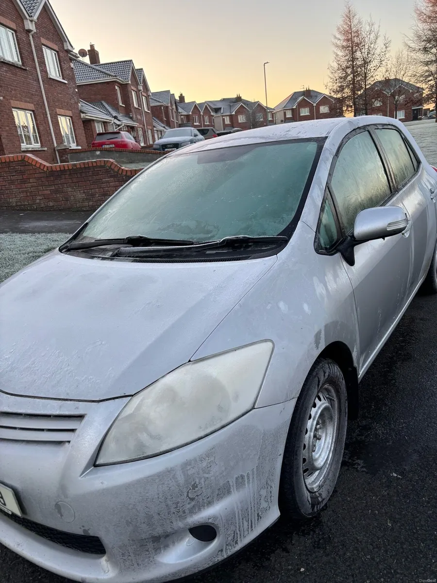 Toyota Auris 2011  NCT 05/25 Road Tax 06/26 - Image 3