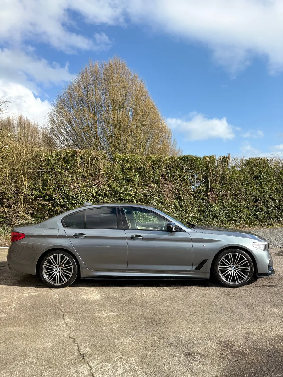 BMW 5-Series 2017 ONLY 99000KM FULL HISTORY - Image 1