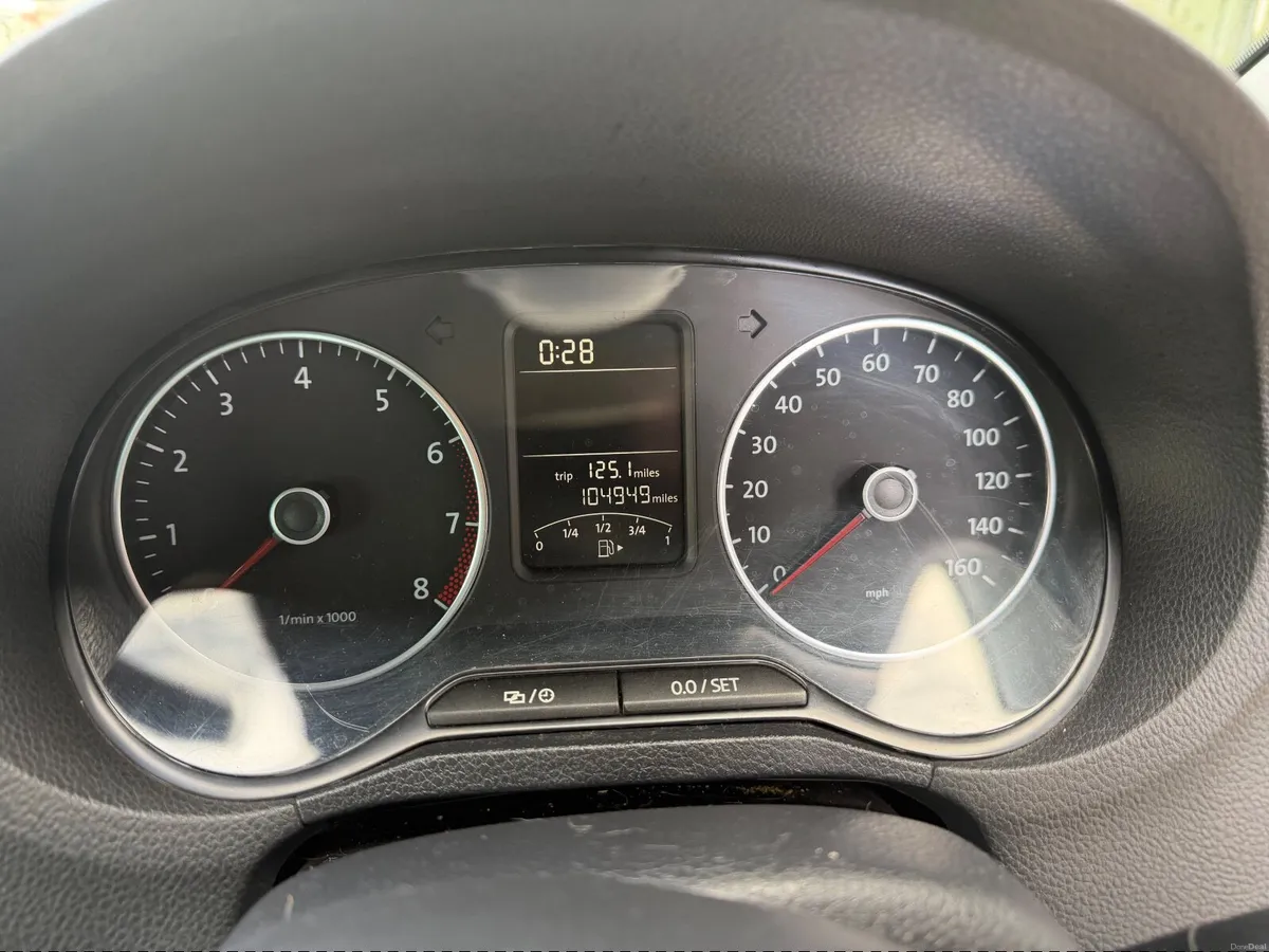 Volkswagen Polo 2014 manual 1.2 petrol  TSI - Image 2