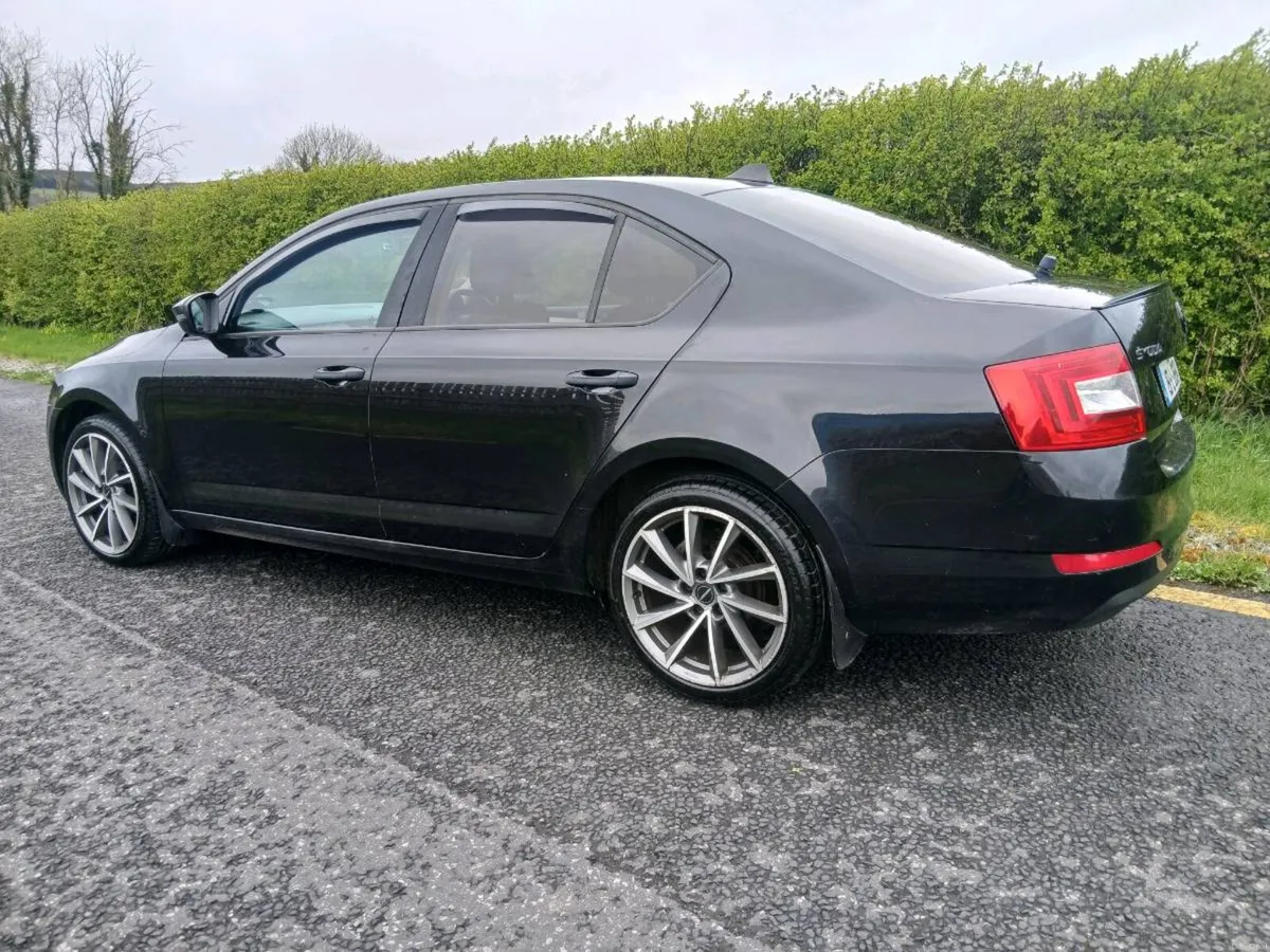 151 SKODA OCTAVIA 1.2 TSI VRS STYLING - Image 3