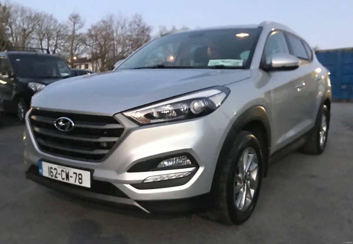 Hyundai Tucson 2.0 D Executive 4WD Leather - Image 1