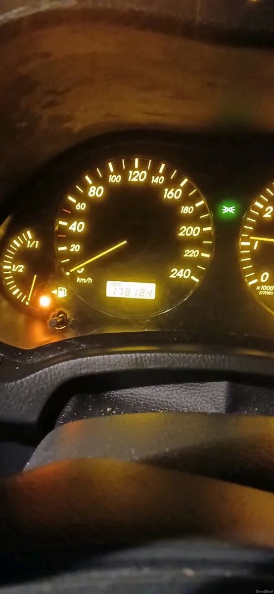 Toyota Avensis - Image 3