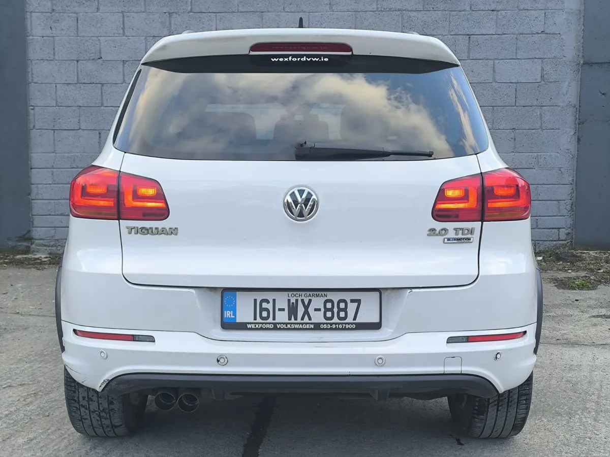2016 Volkswagen Tiguan 2.0 TDI R-line - Image 2