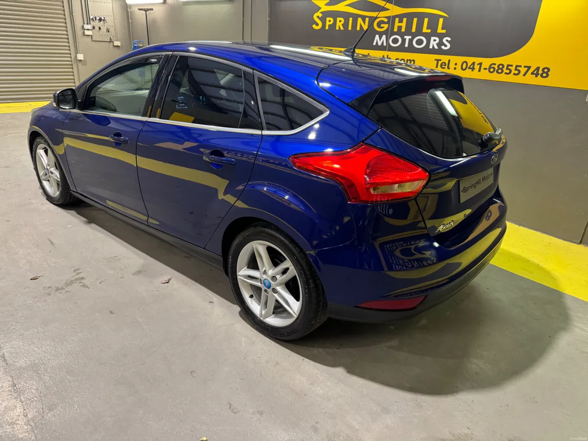 2015 Ford Focus 1.5 Tdci ZETEC 120 BHP 5DR - Image 3