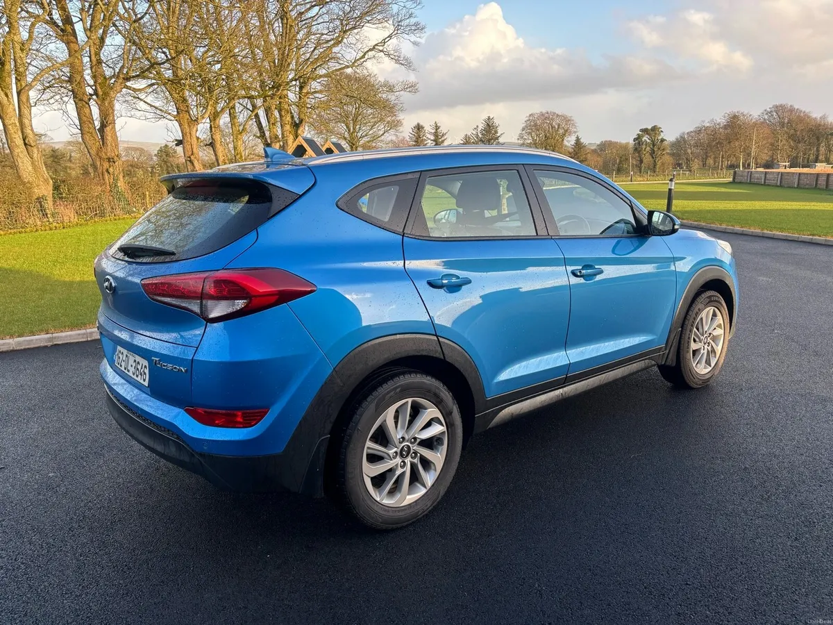 2016 Hyundai Tucson - Image 2