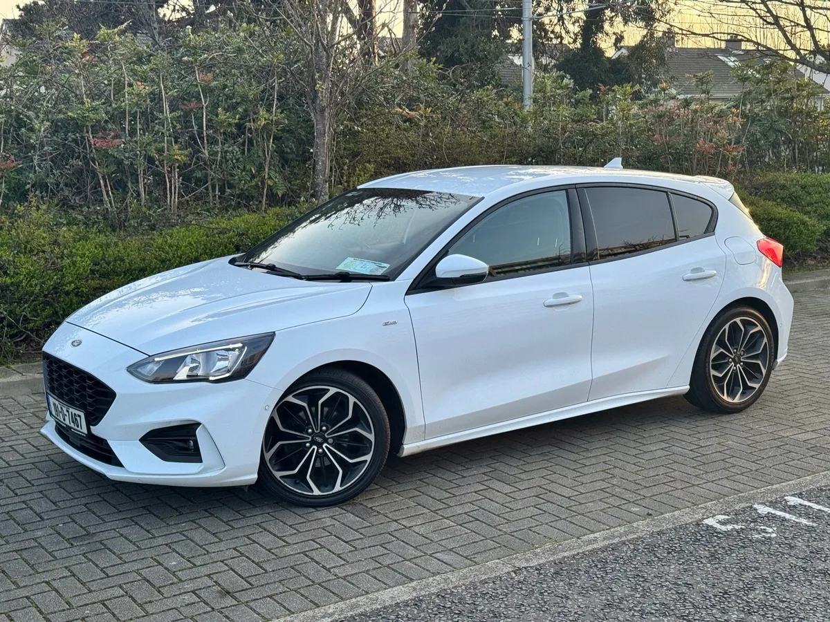 191 Ford  Focus ST-LINE 1.5 Diesel AUTO - Image 2