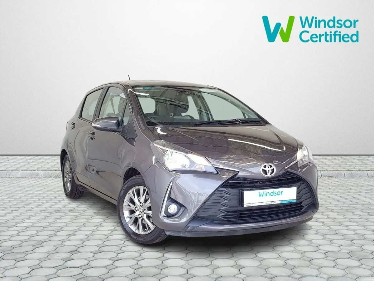 Toyota Yaris 1.0 VVT-i 5Dr Luna - Image 1