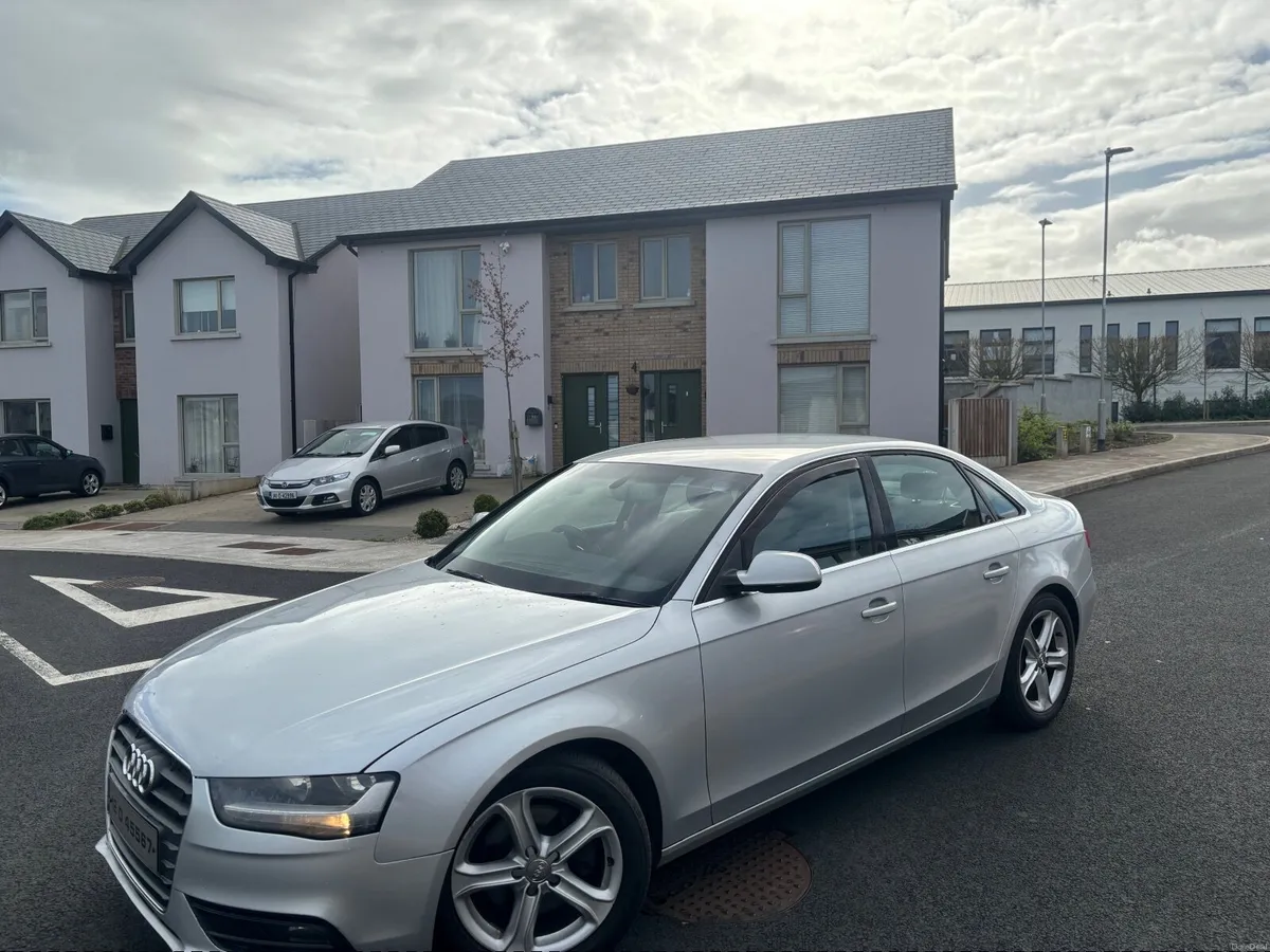 2012 Audi A4 saloon 2.0 TDI 140 bhp high spec - Image 1