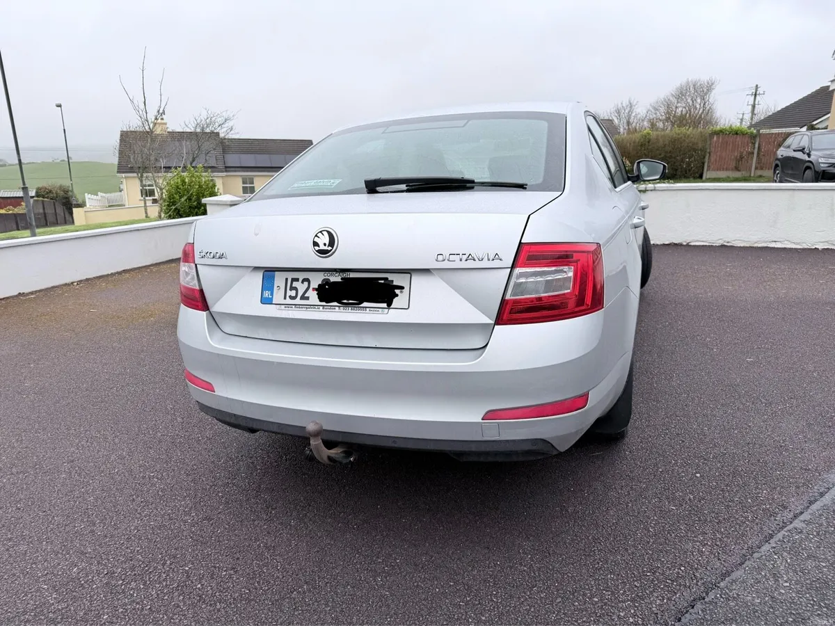 Skoda Octavia L&K 2.0Tdi DSG - Image 3