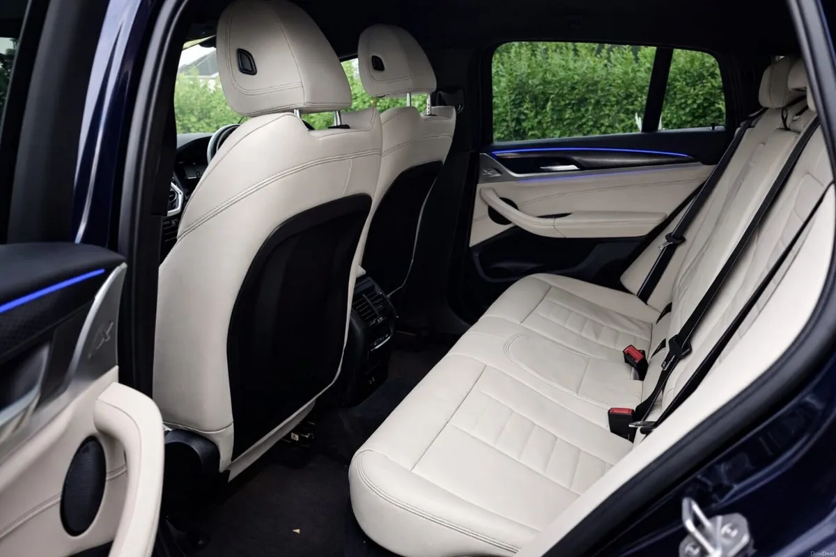 BMW X4 2023 - Image 3