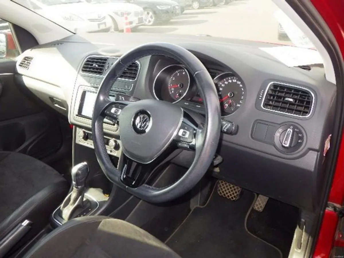 Volkswagen Polo 162 1.2 TSI HighLine - Image 2