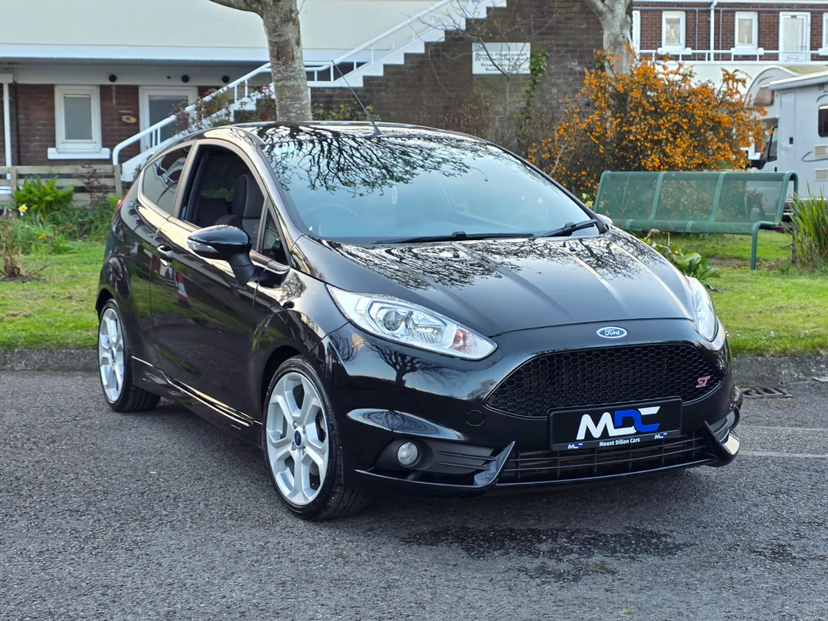 Ford Fiesta ST *ONLY 37K* 1 Owner -- 2014 - Image 3